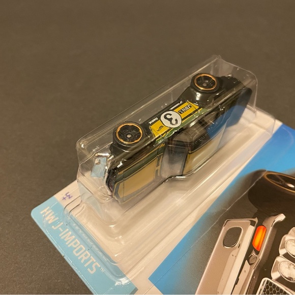 HotWheels Mazda RX-3 - Picture 7 of 7